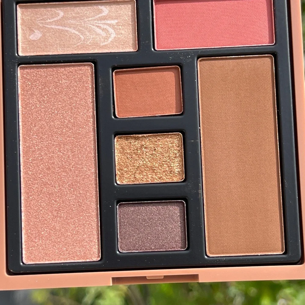 CIATE’ LOBDON Brazilian Glow Eye & Face Palette In Medium Dark